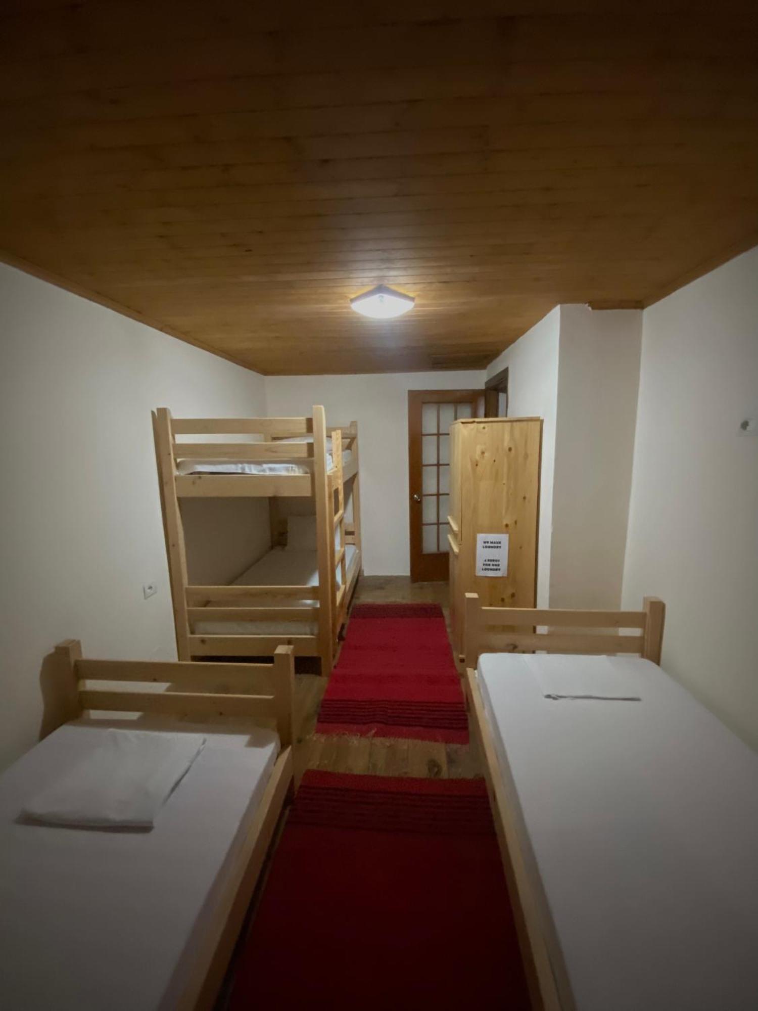 Teo'S Guest House Берат Екстер'єр фото